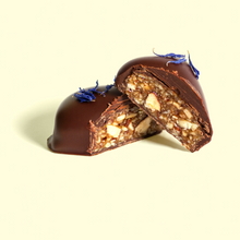 Load image into Gallery viewer, Chocolate - Loco Love, Almond Caramel Crunch with Astragalus, 30g