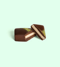 Load image into Gallery viewer, Chocolate - Loco Love, Dark Peppermint Creme with Matcha, 30g
