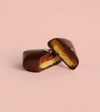 Load image into Gallery viewer, Chocolate - Loco Love, Salted Caramel Shortbread, 30g